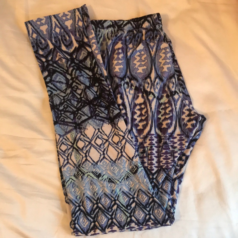 Patterned leggings